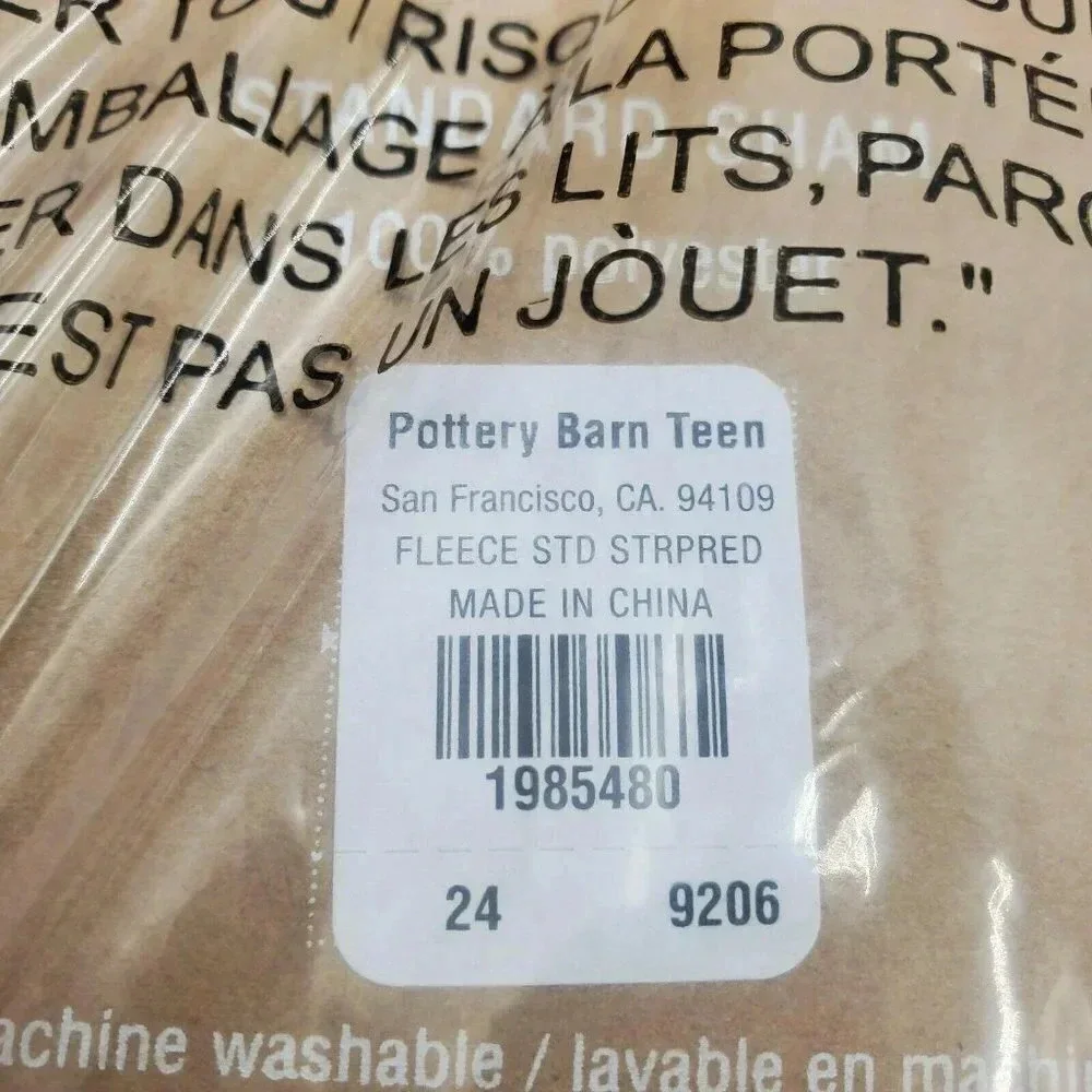 PB Teens NWT Fleece Striped Plaid Pillow‎ Case Red